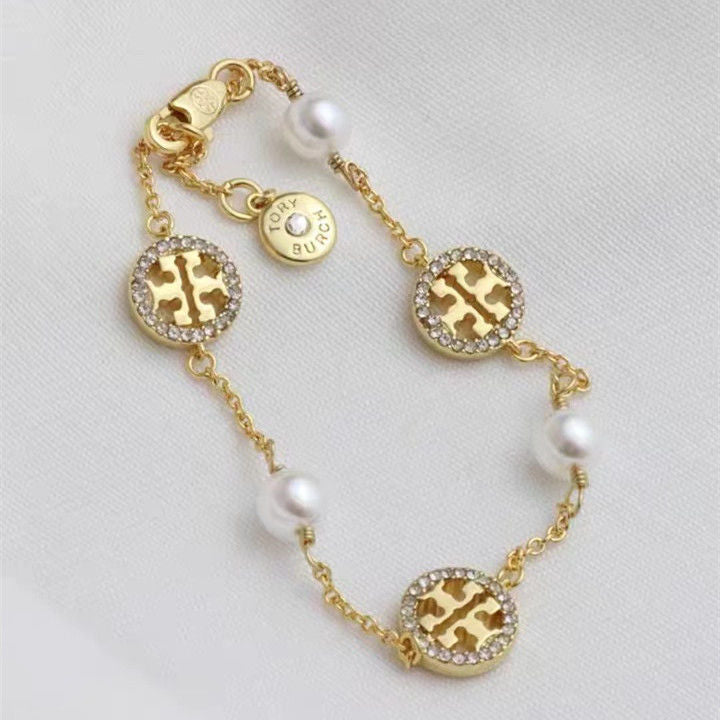 Round Sparkling Diamonds Luxury Bracelet