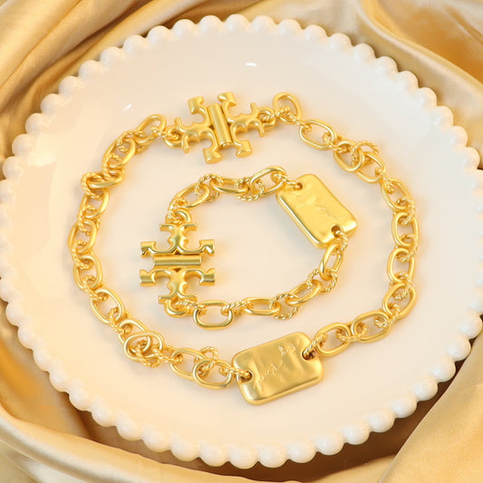 18K Gold Vintage Bracelet Necklace Set